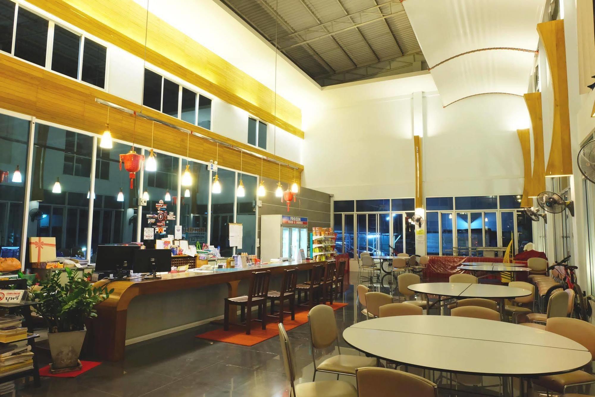 Riverside Hotel Krabi By Eksteriør billede